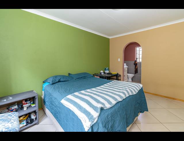2 BEDROOM HOUSE FOR SALE IN RANDPARK RIDGE